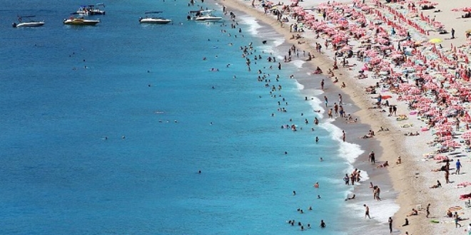 Antalya'ya gelen turist says yzde 13 artt