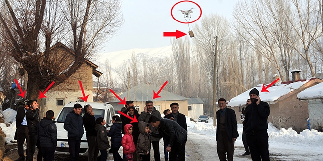Köylüler, drone kullanarak cep telefonuyla görüşebiliyor
