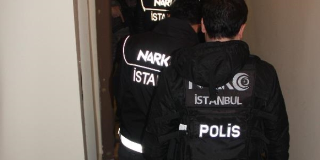 stanbul'da birok adrese e zamanl narkotik operasyonu dzenlendi