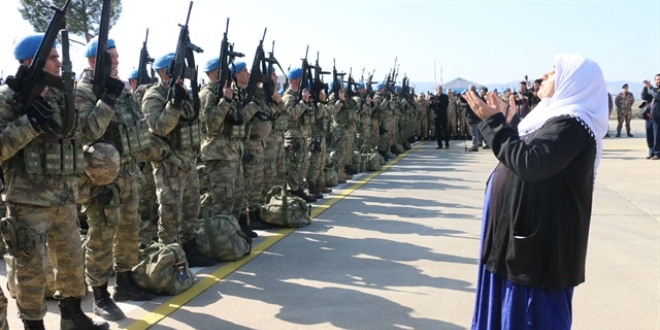 Komandolar Afrin'e böyle uğurlandı