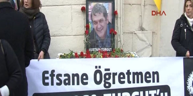 'Efsane' öğretmen ölümünün 1. yılında anıldı