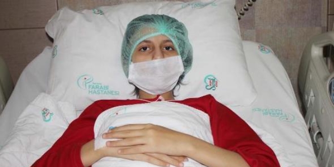 Karın ağrısı diye gitti; karnından bakın ne çıktı?