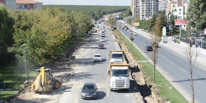 Yol çalışmasındaki patlama tedirginliğe neden oldu