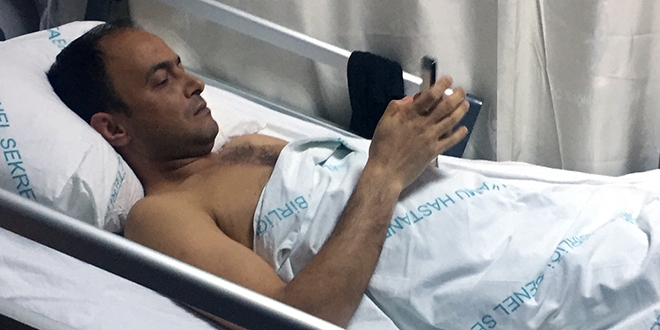 Memur, tartıştığı mesai arkadaşını bıçakladı
