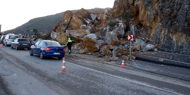 Zonguldak'ta heyelan meydana geldi