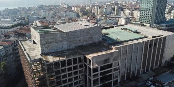 Atatürk Kültür Merkezi yıkım için gün sayıyor