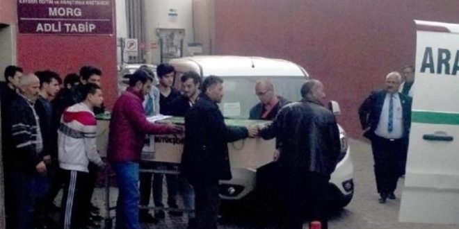 Lise öğrencisi halı sahada kalbine yenik düştü