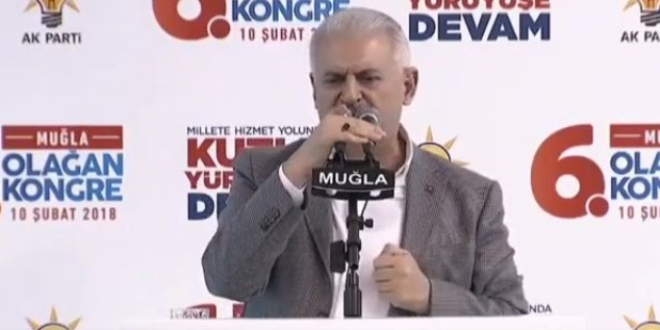Yıldırım'a 'Başbakan Bizi Afrin'e Götür' sloganları