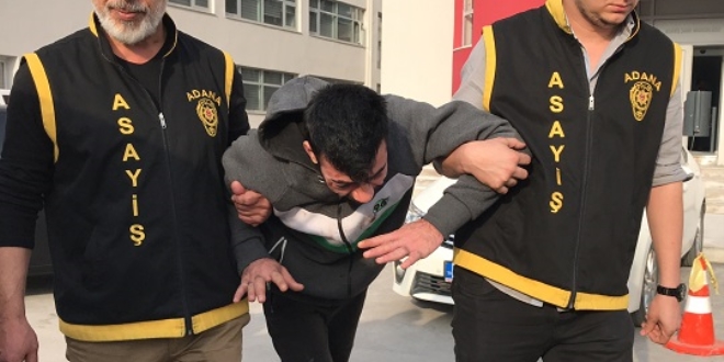 Hırsızlık için girdiği evin balkondan düşünce yakalandı