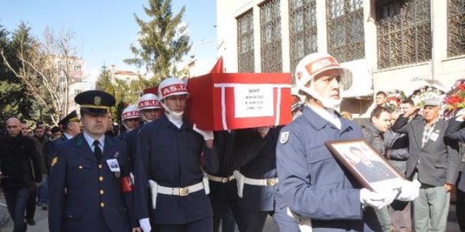 Oğlunu toprağa veren anne: Vazifesini yaptı, mutluyum