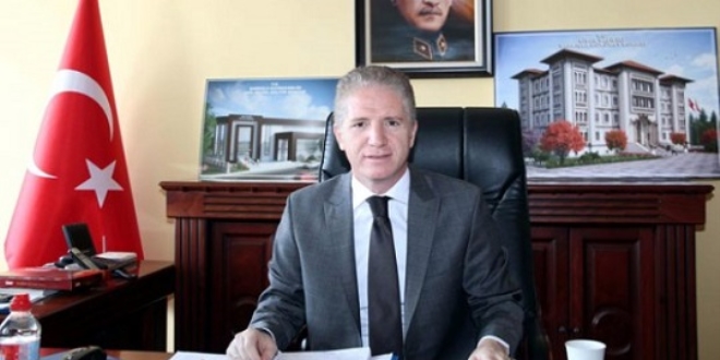 Okuma yazma öğrenen 10 kişiye umre hediyesi