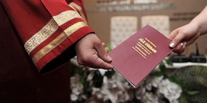 Bağcılar'da Sevgililer Günü'nde 5 dakikada bir nikah kıyılacak