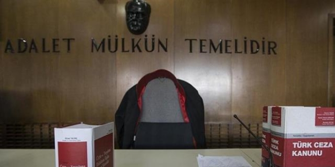 Erzincan'da 14 sanığın FETÖ'den yargılandığı davanın ilk duruşması yapıldı
