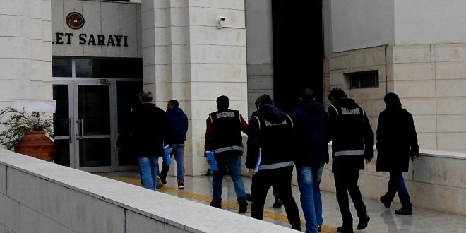 Terör propagandası yapan 5 kişi gözaltına alındı