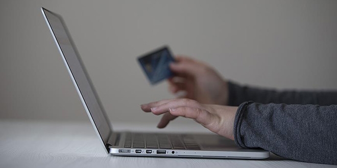 E-ticaret 14 Şubat'ta 'Aşk'a geldi