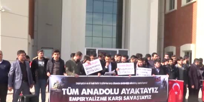 Üniversiteli öğrencilerden Zeytin Dalı Harekatı'na destek
