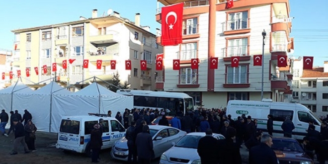 Şehit Eker'in cenazesi memleketine uğurlandı