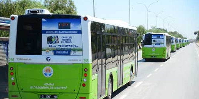 Halk otobüsü esnafı, kazancını şehit annesine verecek