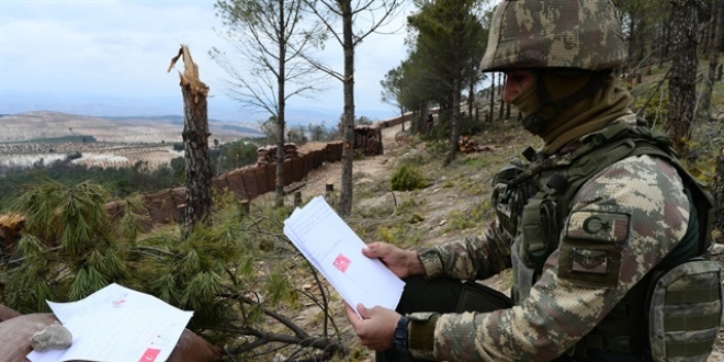 Minik kalplerden Mehmetçik'i duygulandıran mektuplar