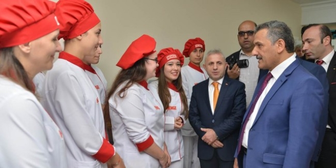 Bu kursu bitirenlere iş var