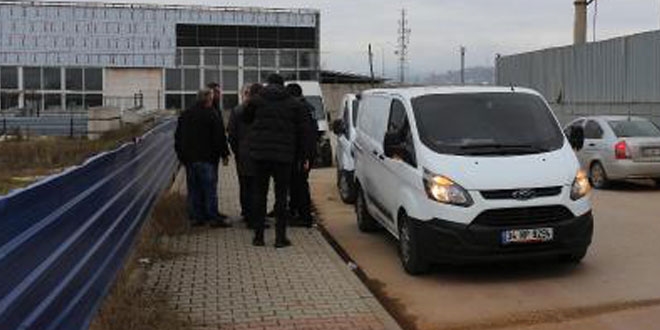 Sürücüsü olduğu banka nakil aracını soydu
