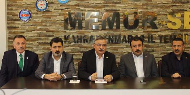 Eğitim Bir Sen, Rektörü istifaya davet etti