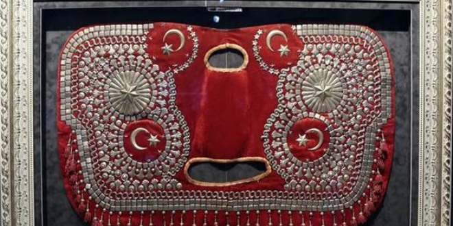 Atatürk'ün Latife Hanım'a hediyesi atın eyer satışta