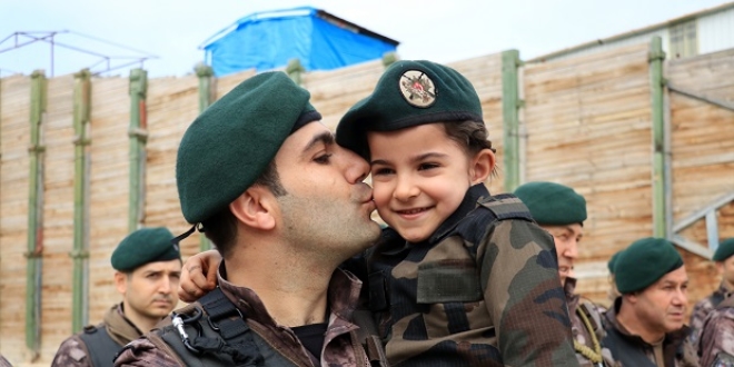 Özel harekatçılar Afrin'e böyle uğurlandı