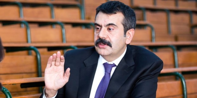 Müsteşar Tekin, yılın 'en iyi öğretmeni'ni kabul etti