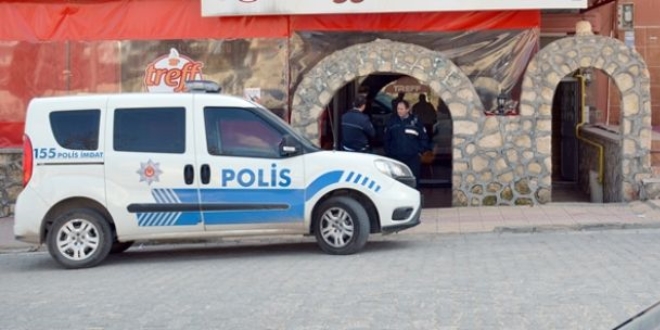 Tehdit ve hakaret iddiasıyla öğretmene gözaltı