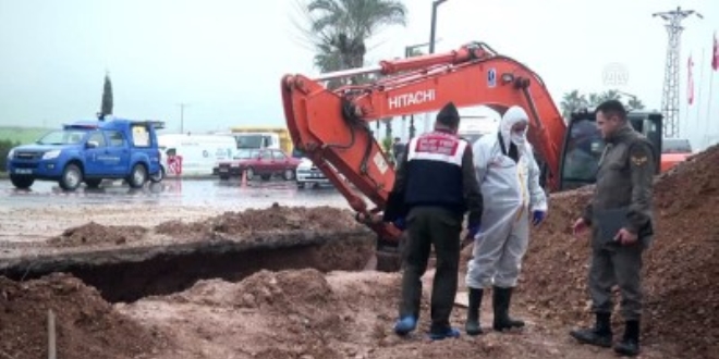 Toprak altında kalan belediye işçisi defnedildi