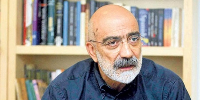 Ahmet Altan'a terör propagandasından 5 yıl 11 ay hapis