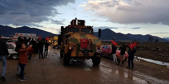 JÖH ve PÖH ekipleri sınıra sevk edildi