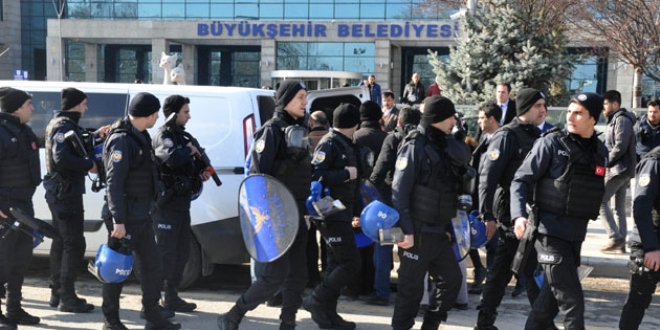 Ankara'da servisçilere polis müdahalesi