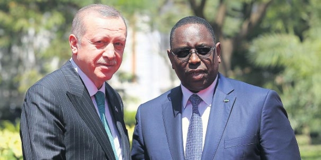 'Mücadelemiz modern sömürgeye karşıdır'