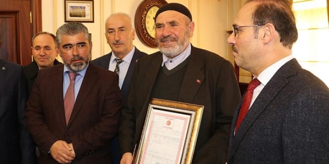 250 bin lira değerindeki evini Mehmetçiğe bağışladı