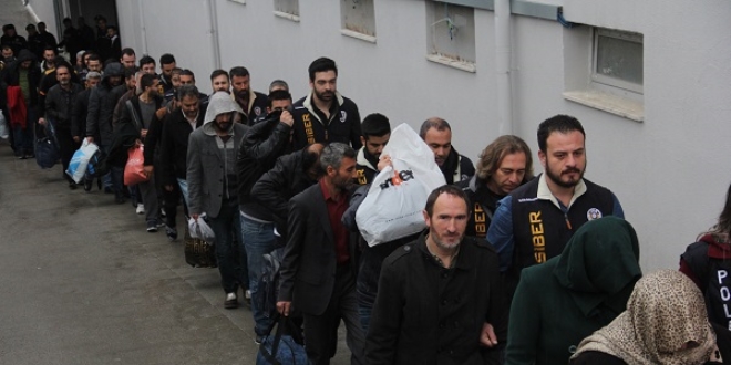 Hayali ithalatla yurt dışına 3.5 milyar lira kaçırdılar