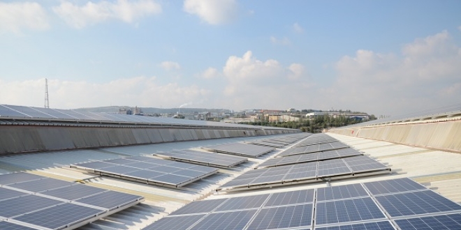 Avrupa'nın iki büyük güneş santralinden biri Mersin'de
