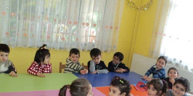 O öğretmen ve yardımcısının işine son verildi