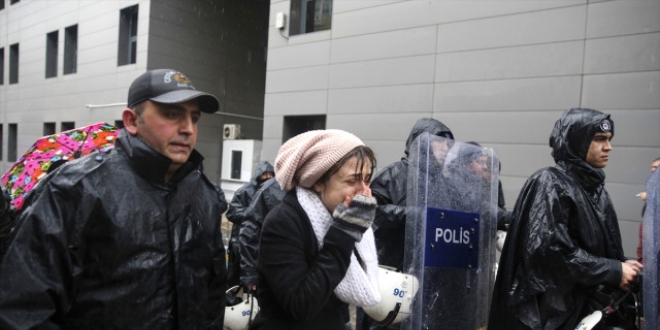 Başkentte izinsiz gösteriye müdahale: 15 gözaltı