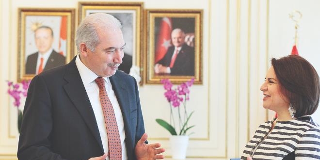 İstanbul Belediyesinde FETÖ'den 610 kişi atıldı, 236'sı Morbeyin'den iade edildi