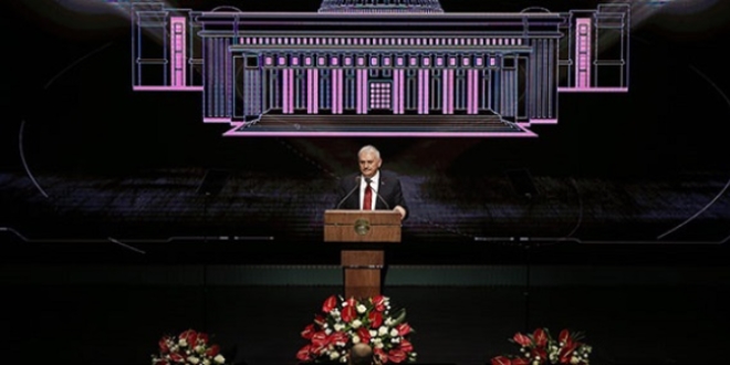 Başbakan Binali Yıldırım: Hakim ve savcı sayısı yüzde 72 arttı