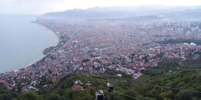 Uçak trafiği yüzünden yamaç paraşütü yasaklandı