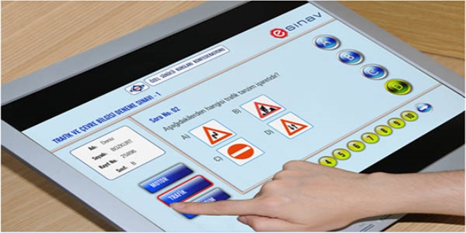 Direksiyon eğitim sınavında e-tablet dönemine geçildi