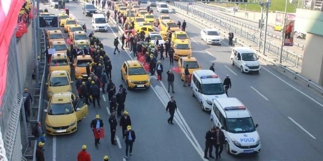 Uber eylemi tehdide dönüştü