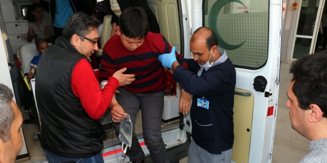 Aydın'da, zehirlenen 160 öğrenci hastaneye kaldırıldı