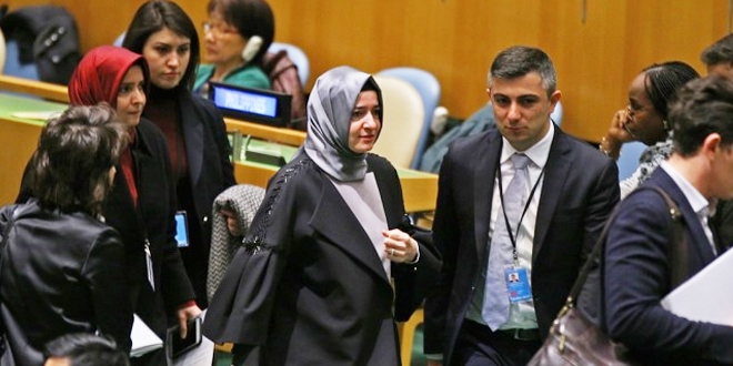 Bakan Kaya: Mülteci kadınlar için güçlendirme merkezi kurulacak