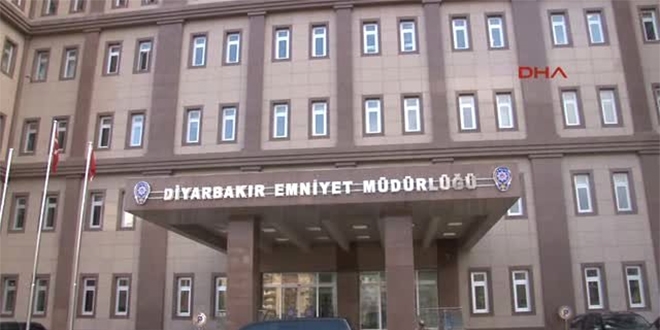 Diyarbakır emniyeti, ikinci bir emre kadar, yeniden 12/12'ye geçti