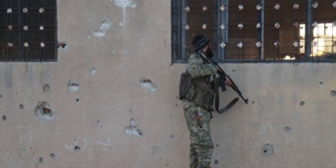 Afrin'de 8 köy terörden temizlendi