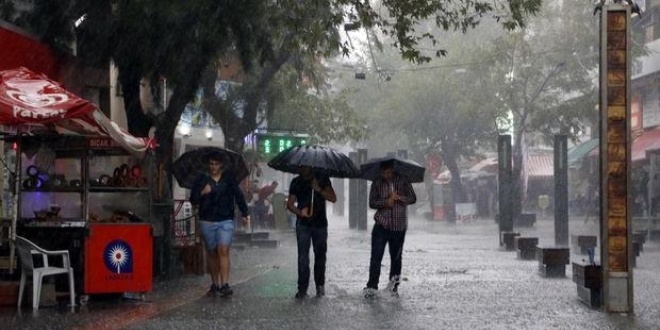 Meteorolojiden 5 il için kuvvetli sağanak uyarısı